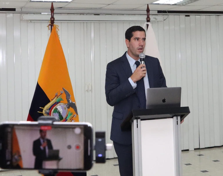 Roberto Luque señaló que no tienen la respuesta de cuánto durarán los apagones