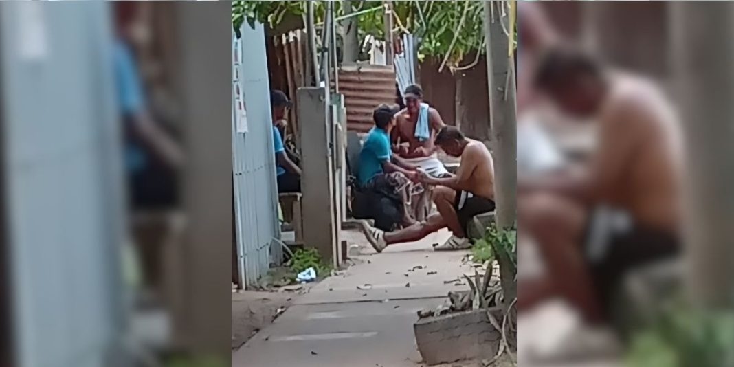 Vecinos solicitan errdicación de bar