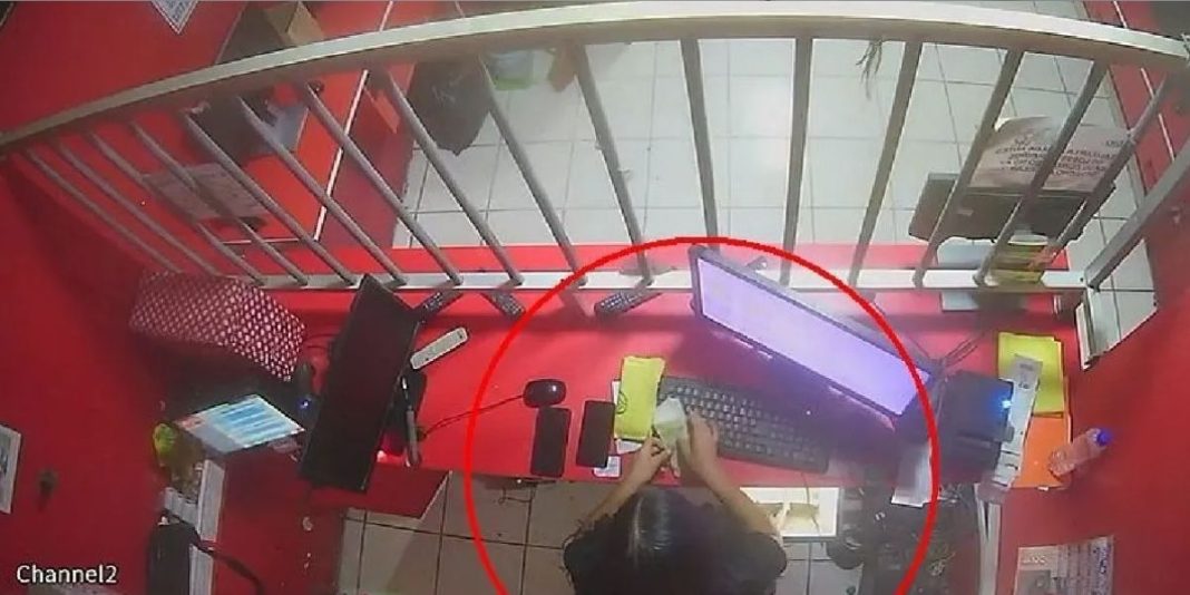 Lima: Cajera roba más de 4 mil soles en su primera semana de trabajo