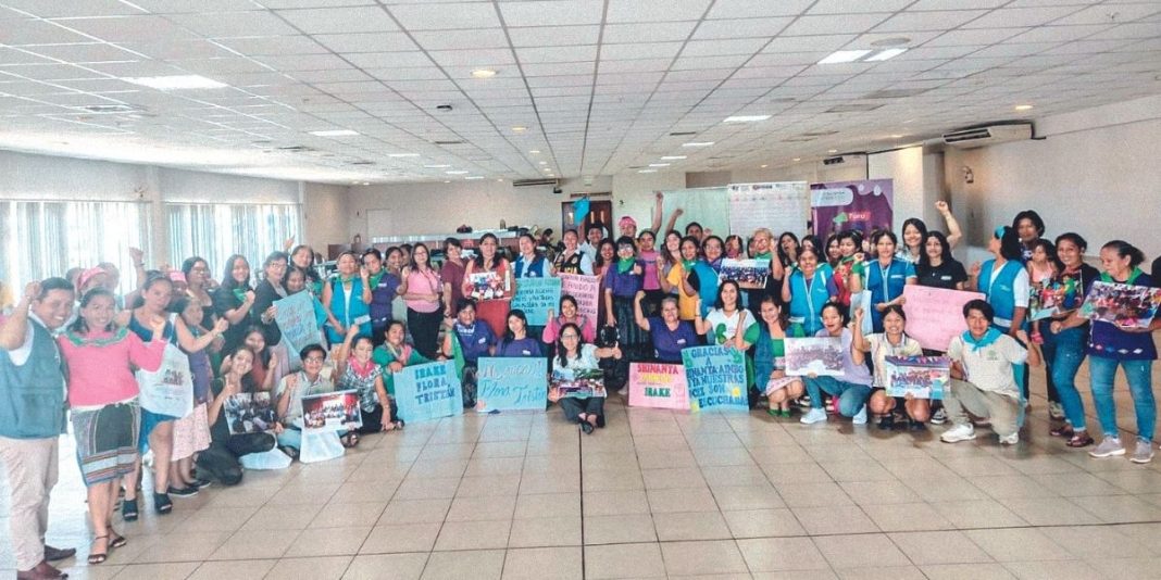 Mujeres de pueblos originarios hacen propuesta para prevenir violencia de género Mujeres de pueblos originarios hacen propuesta para prevenir violencia de género