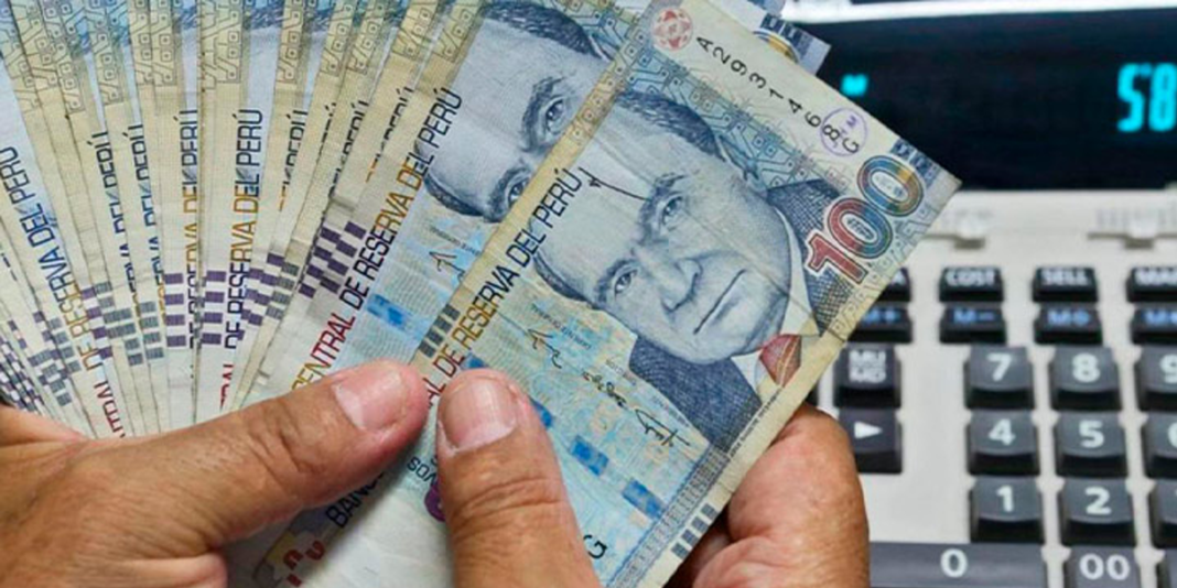 Ejecutivo aprueba retiro de hasta 4 UIT de las AFP