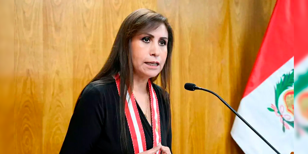 Fiscalía solicitó restricción de salida del país para Patricia Benavides.