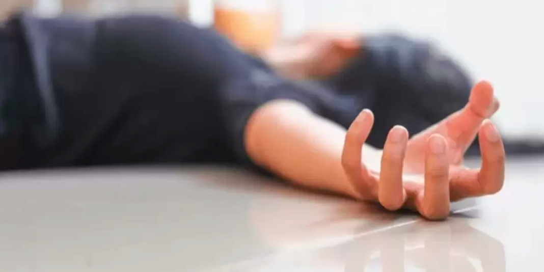 India: Niño muere tras recibir fuerte golpe en sus partes íntimas durante partido de cricket