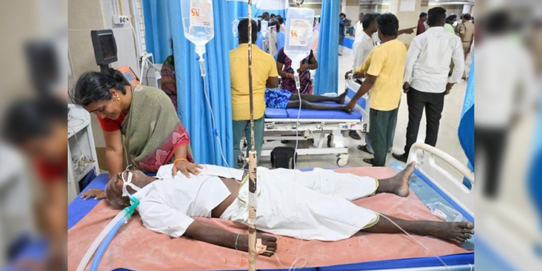 Tragedia en India: 34 muertos y más de 100 hospitalizados tras consumir alcohol adulterado
