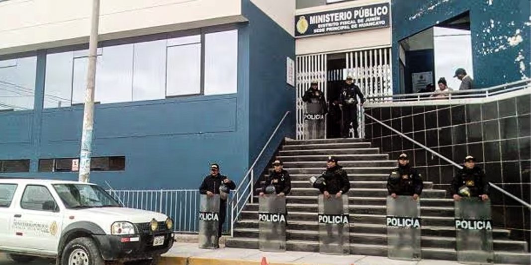 Desarticulan a «Los carniceros de Satipo» y allanan 31 inmuebles