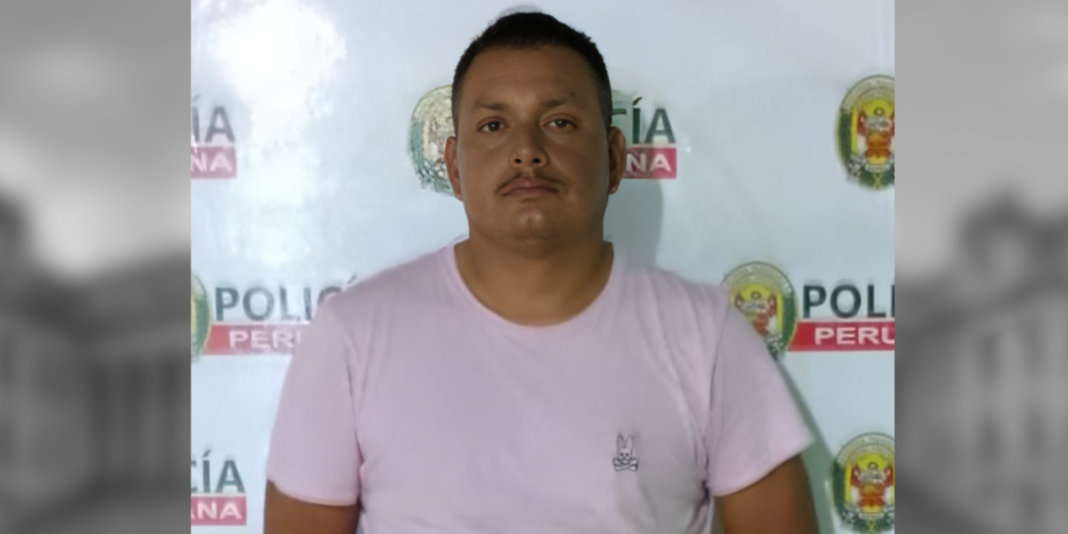 Detienen a sujeto denunciado por su pareja de haberle propinado golpes de puño en su rostro