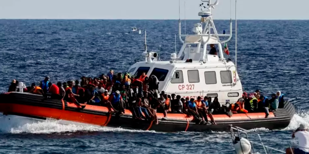 ¡Trágico! 11 muertos y 66 desaparecidos tras naufragio en el mar mediterráneo