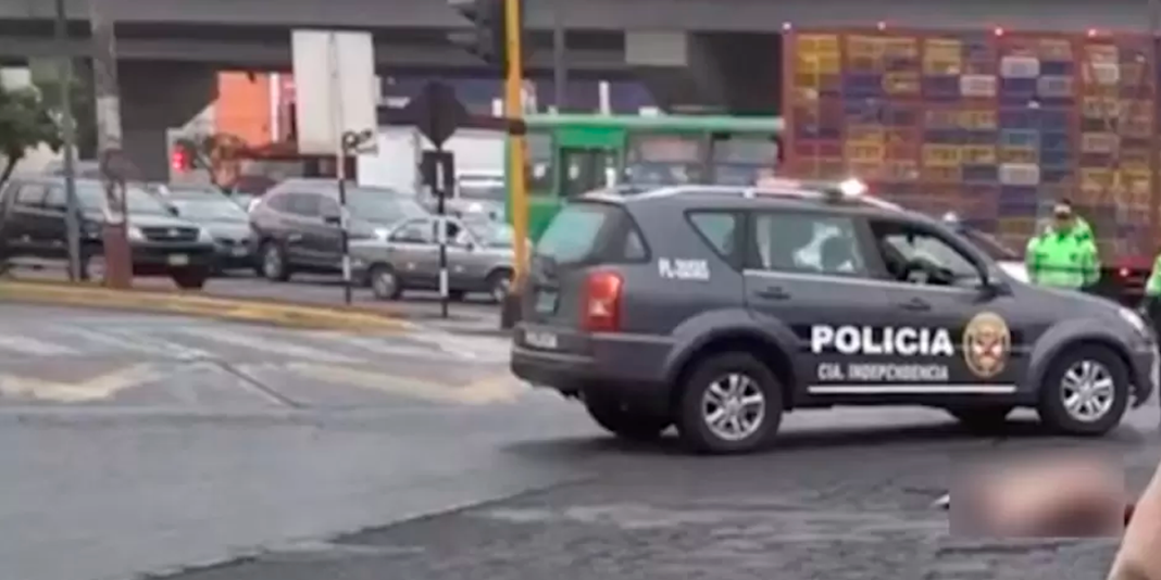 Hombre pierde la vida tras ser impactado por un tráiler en SMP: conductor se da a la Fuga