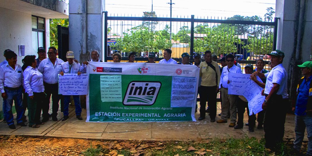 Trabajadores del INIA acatan plantón a nivel nacional