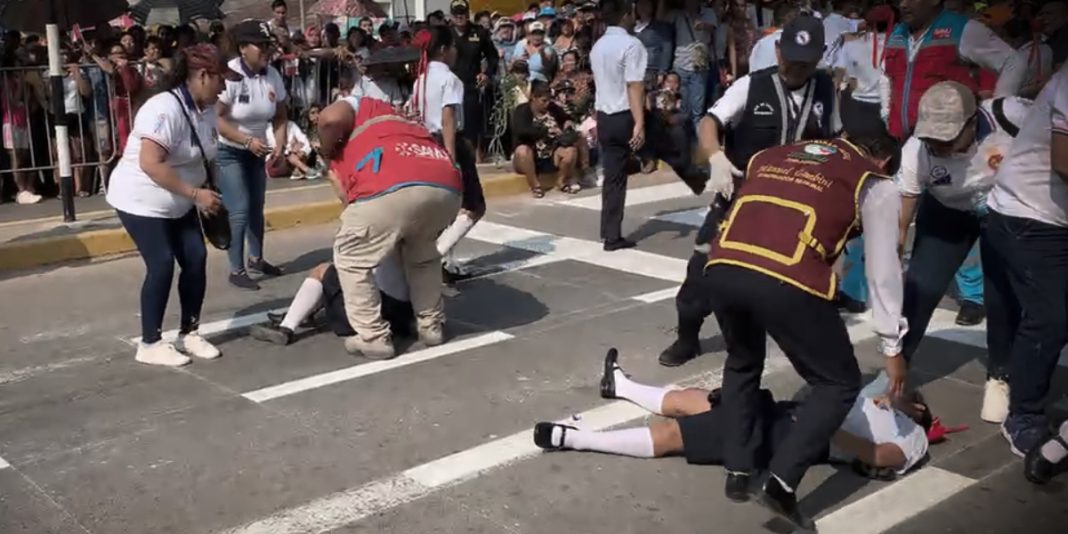 Pucallpa| Decenas de estudiantes desmayados por intenso sol en Desfile Cívico