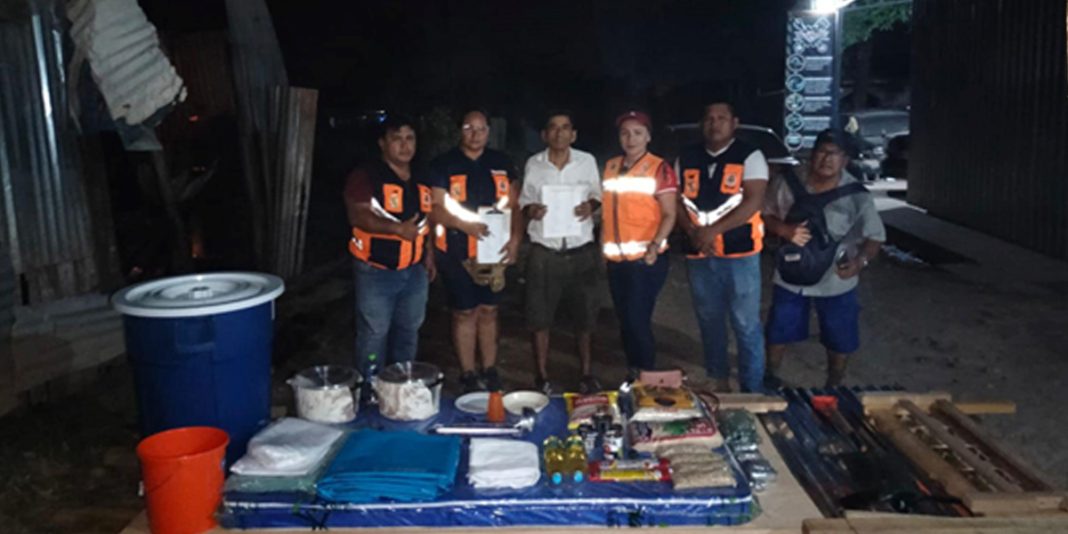 Llevan ayuda humanitaria a afectados por incendio en la Calle 2