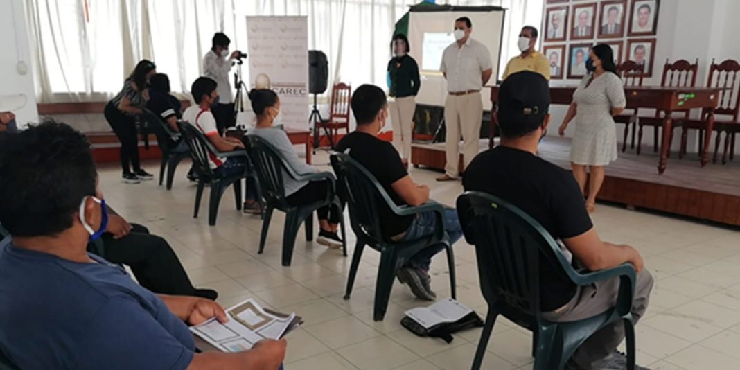 Afirma que ha sido promotora del Fondo de Desarrollo para el Distrito de Puinahua Afirma que ha sido promotora del Fondo de Desarrollo para el Distrito de Puinahua