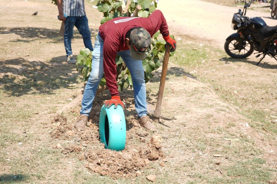 Recuperan espacio público en la cuadra 12 de Sáenz Peña
