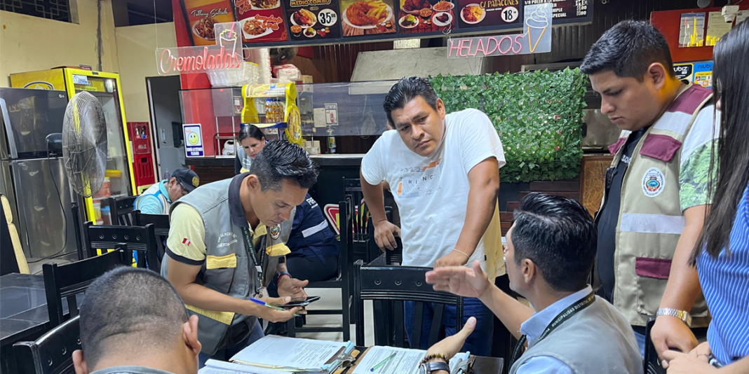 MDY multa a locales de comida rápida