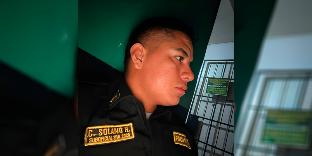 Suboficial de la policía nacional bajo investigación por agresión a mujer