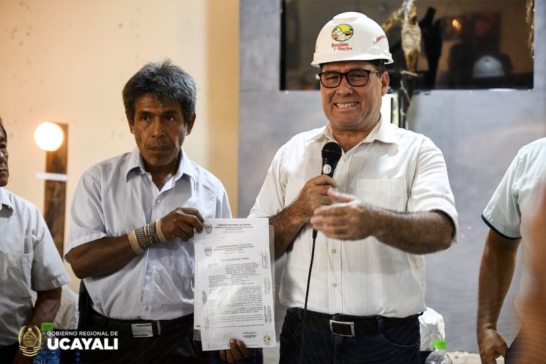 GOREU llevó actas de entrega de terreno y de inicio de obra de la ESFA GOREU llevó actas de entrega de terreno y de inicio de obra de la ESFA