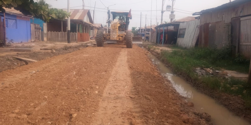 MPCP ejecuta mantenimiento de vías y descolmatan caños naturales