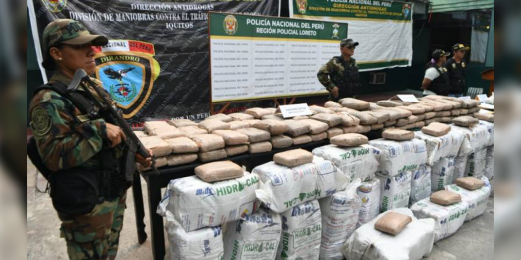 PNP decomisa media tonelada de droga en operativo «Amanecer Seguro» en Loreto